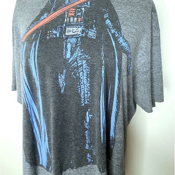 Old Navy Collectabilitees | Darth Vader Body Tee - Picture 2 of 3